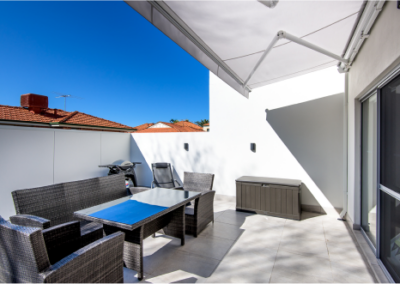 retractable roofs Perth residential installation