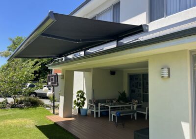 retractable outdoor roofing